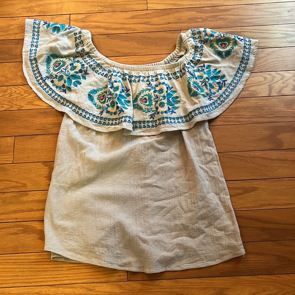 Soft Surroundings Top Womens Small Gray Blue Embroidered Off the Shoulder - Picture 5 of 6